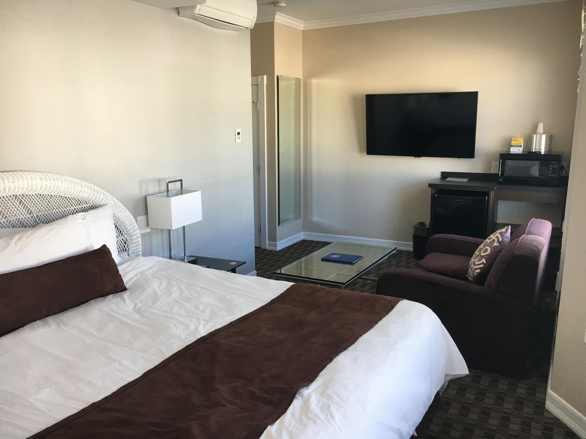Glenmore Plaza Hotel Avalon Dış mekan fotoğraf