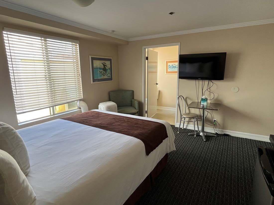 Glenmore Plaza Hotel Avalon Dış mekan fotoğraf