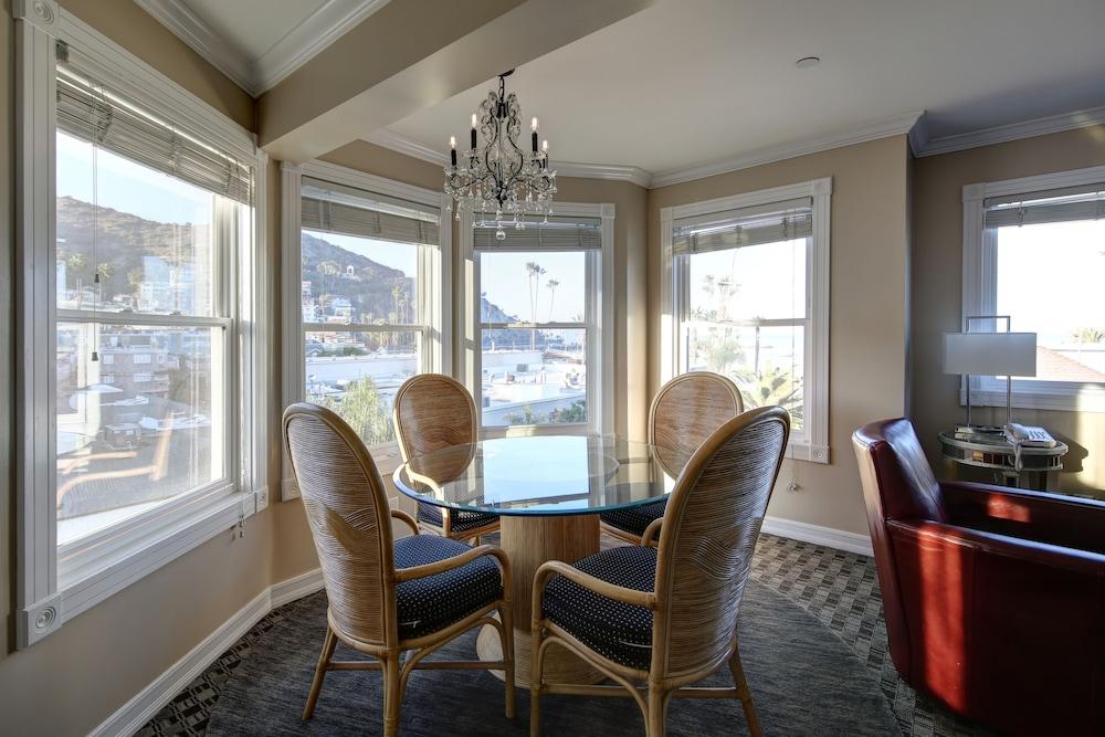 Glenmore Plaza Hotel Avalon Dış mekan fotoğraf