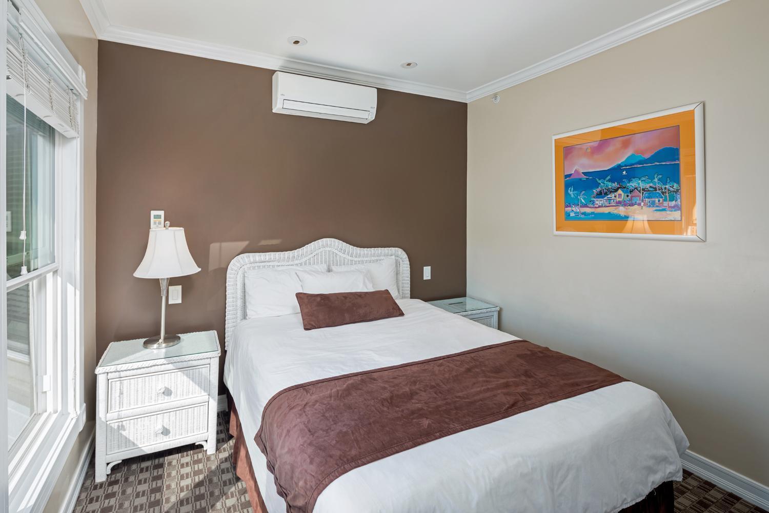 Glenmore Plaza Hotel Avalon Dış mekan fotoğraf