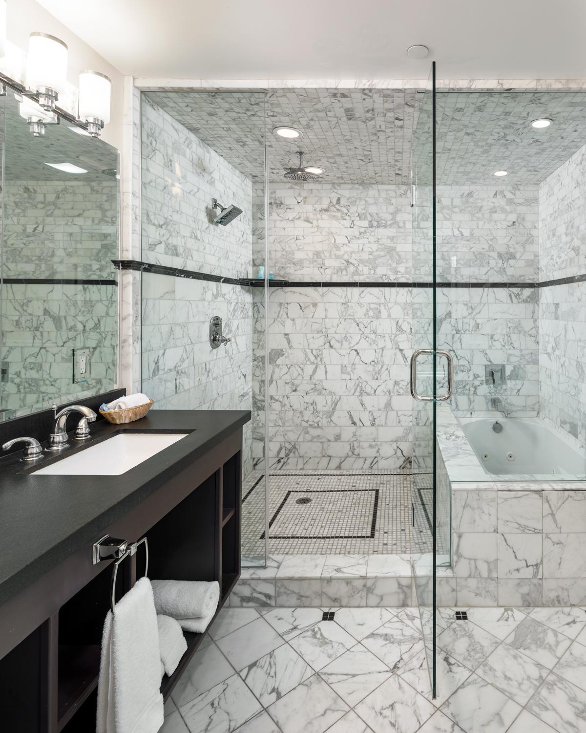 Glenmore Plaza Hotel Avalon Dış mekan fotoğraf