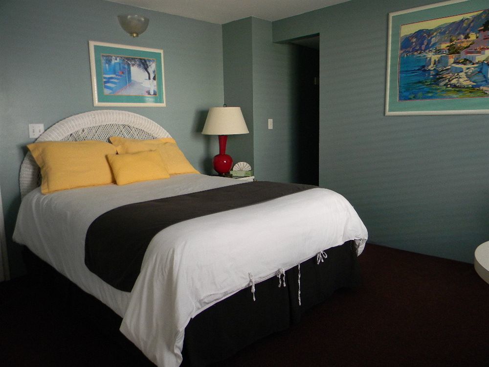 Glenmore Plaza Hotel Avalon Dış mekan fotoğraf